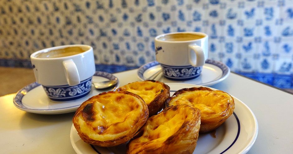 Ces délicieuses pastéis de nata sont confectionnées d’après une ancienne recette du Monastère des Hiéronymites, situé à Belém.