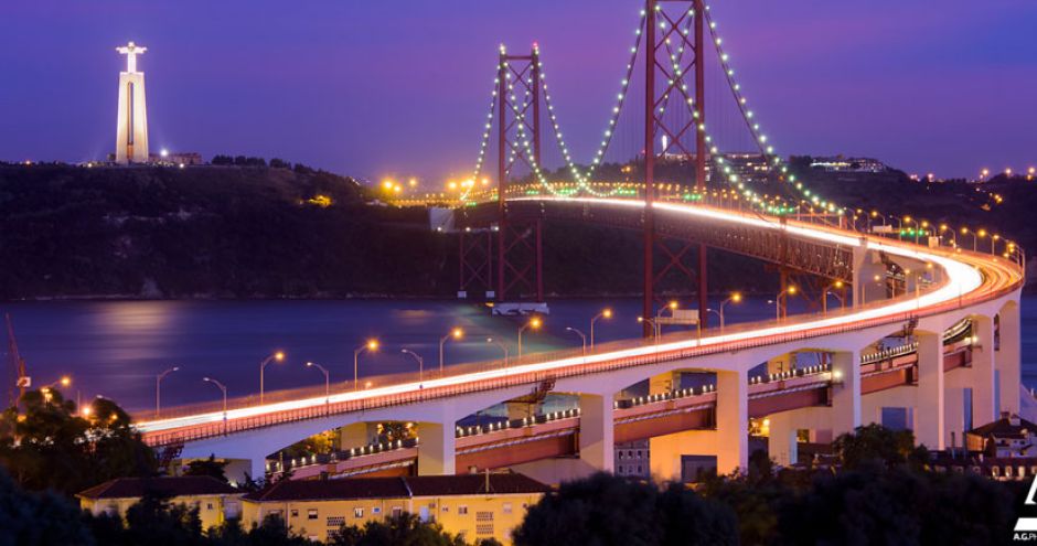 Pont du 25 avril et Cristo Rei, Lisbonne, Portugal